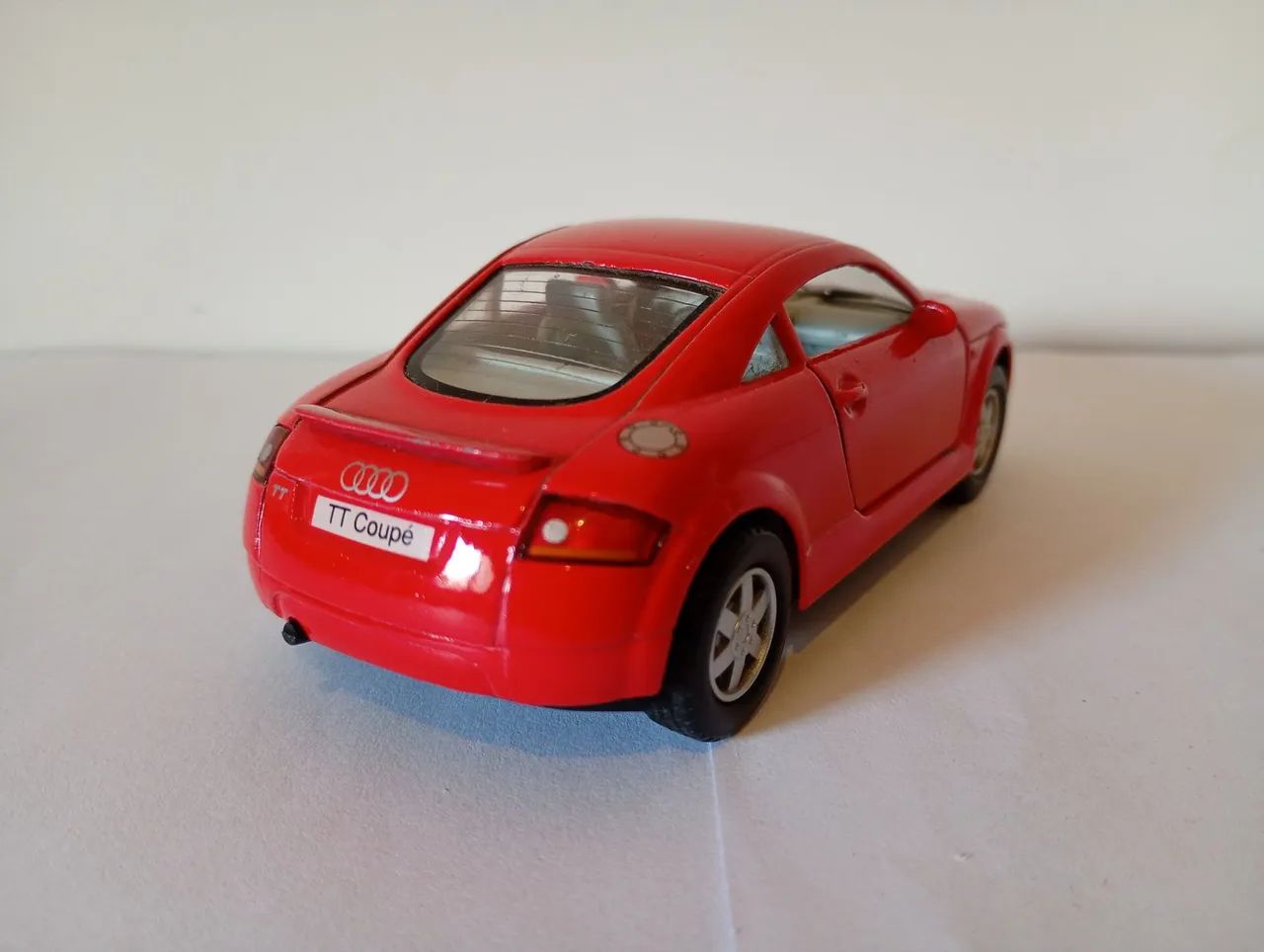 Kinsmart - Miniatura Audi TT - Valor Unitário  - Foto 3