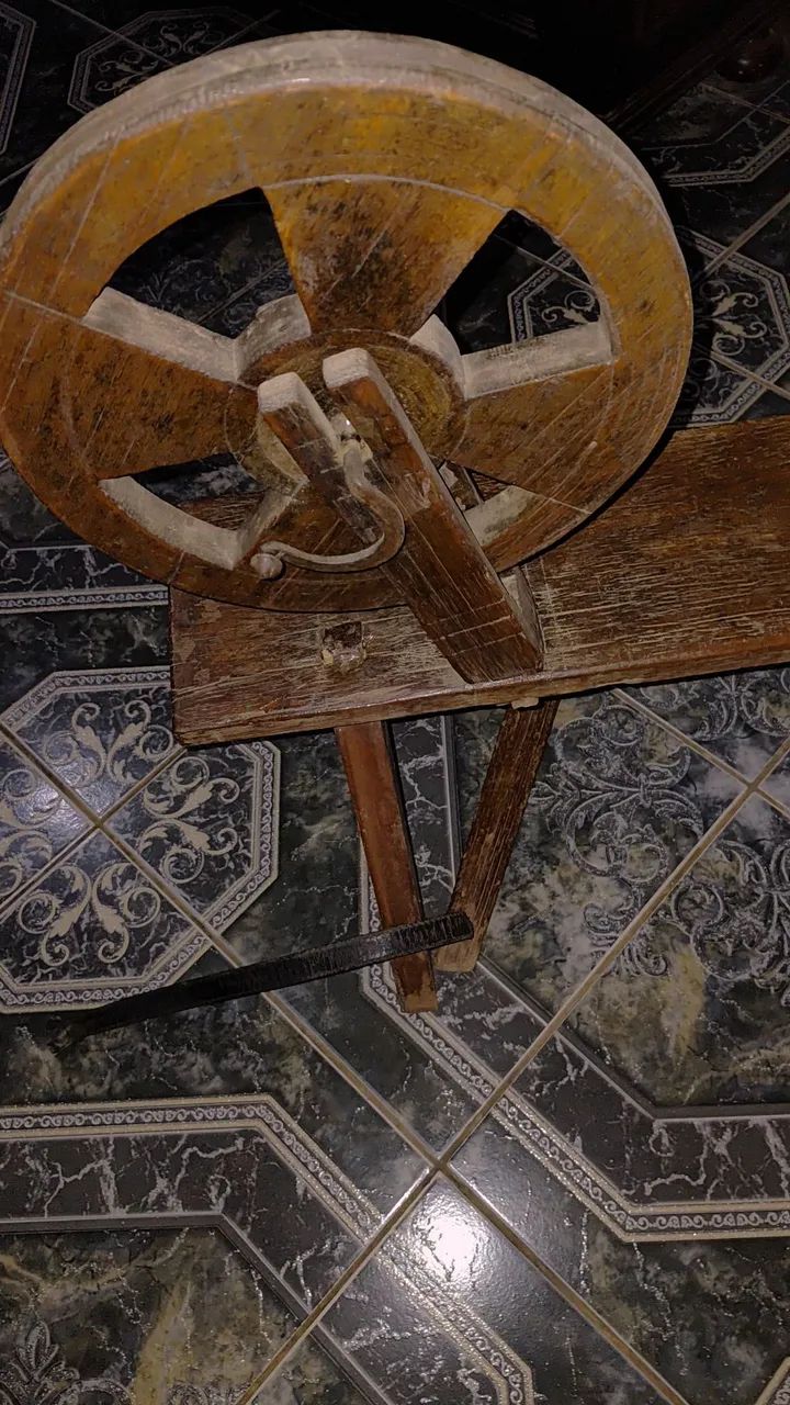 Roda Fiar. Madeira, vintage ! - Foto 5
