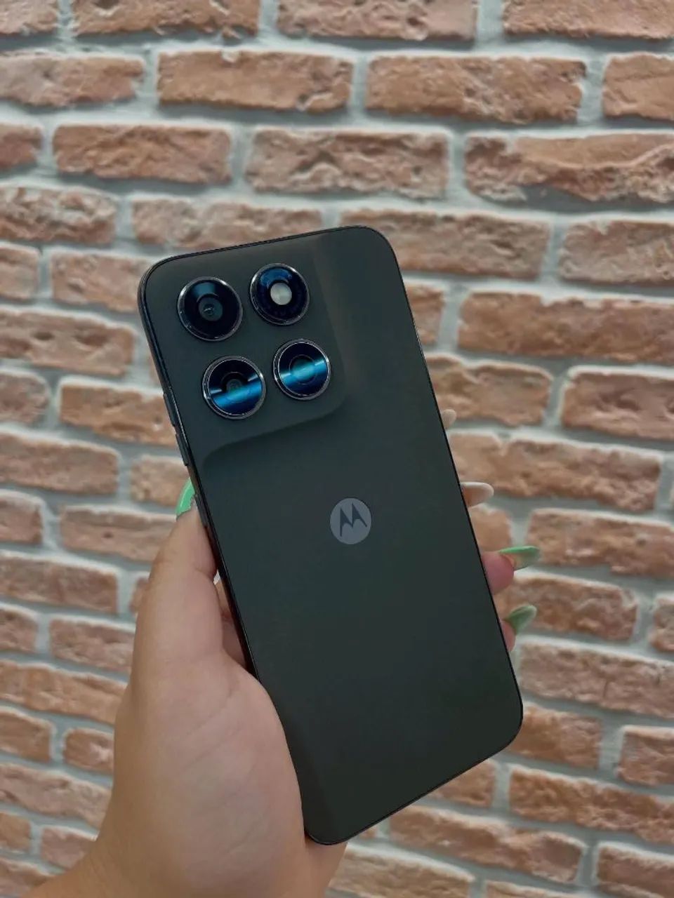 Moto g77 