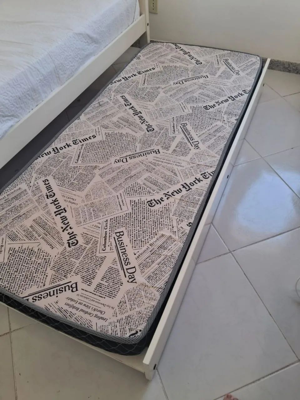 Bicama de solteiro com 01(colchão) - Foto 4