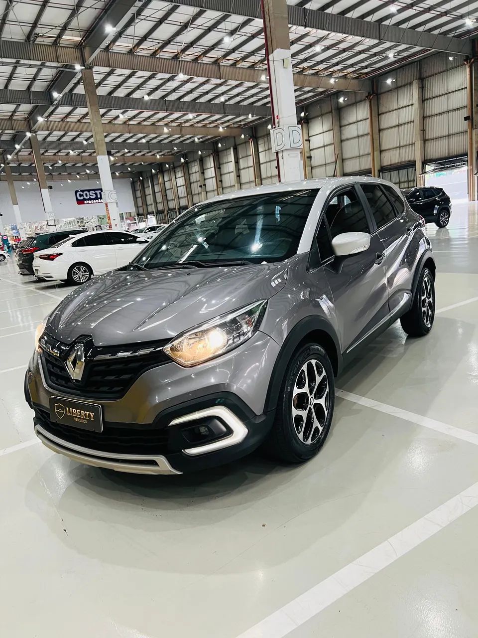Renault Captur CAPTUR Intense 1.3 TB 16V Flex 5p Aut. 2023