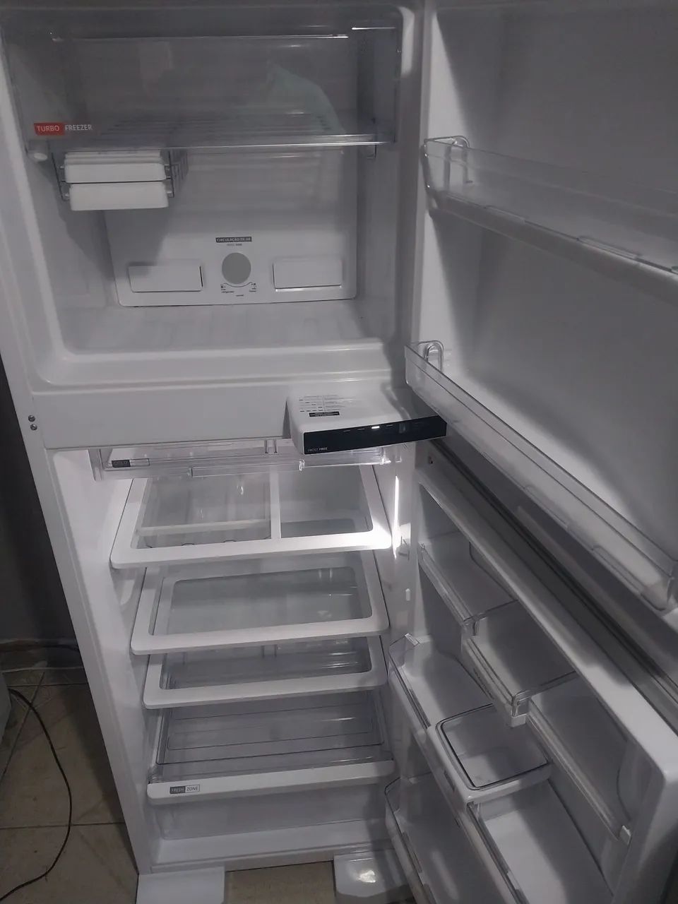 Geladeira semi nova  - Foto 5
