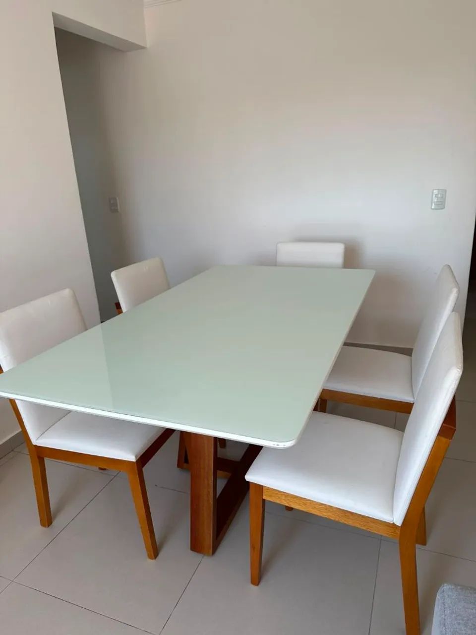 Mesa de jantar... com tampo em laca em vidro Branco - Foto 2