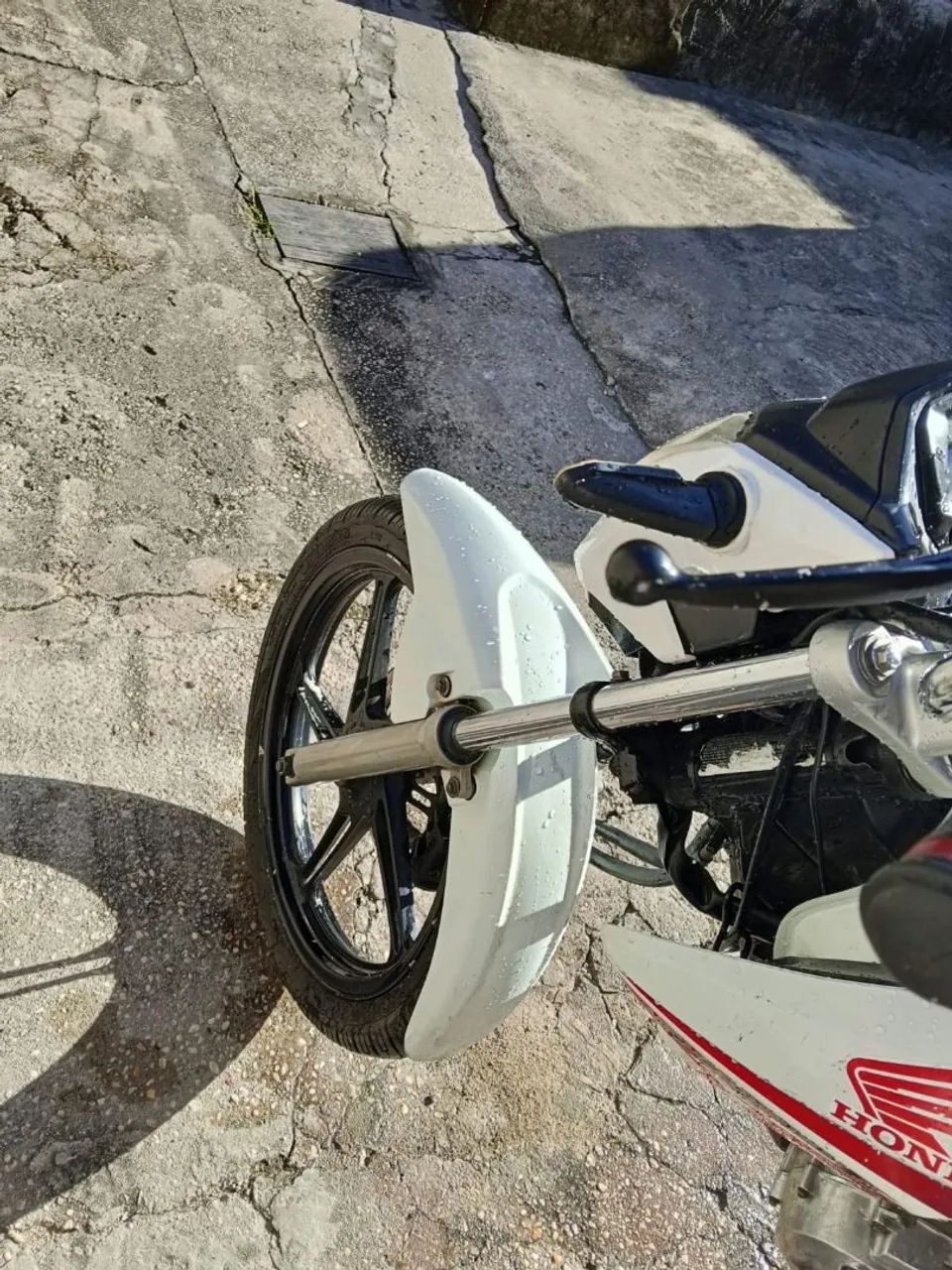 Titan 150
