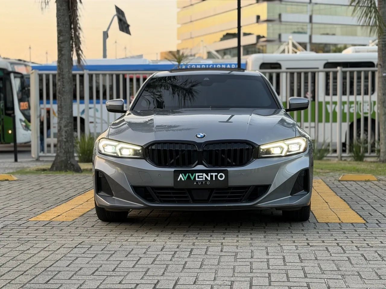 BMW 320I 320i 2023 - Foto 2