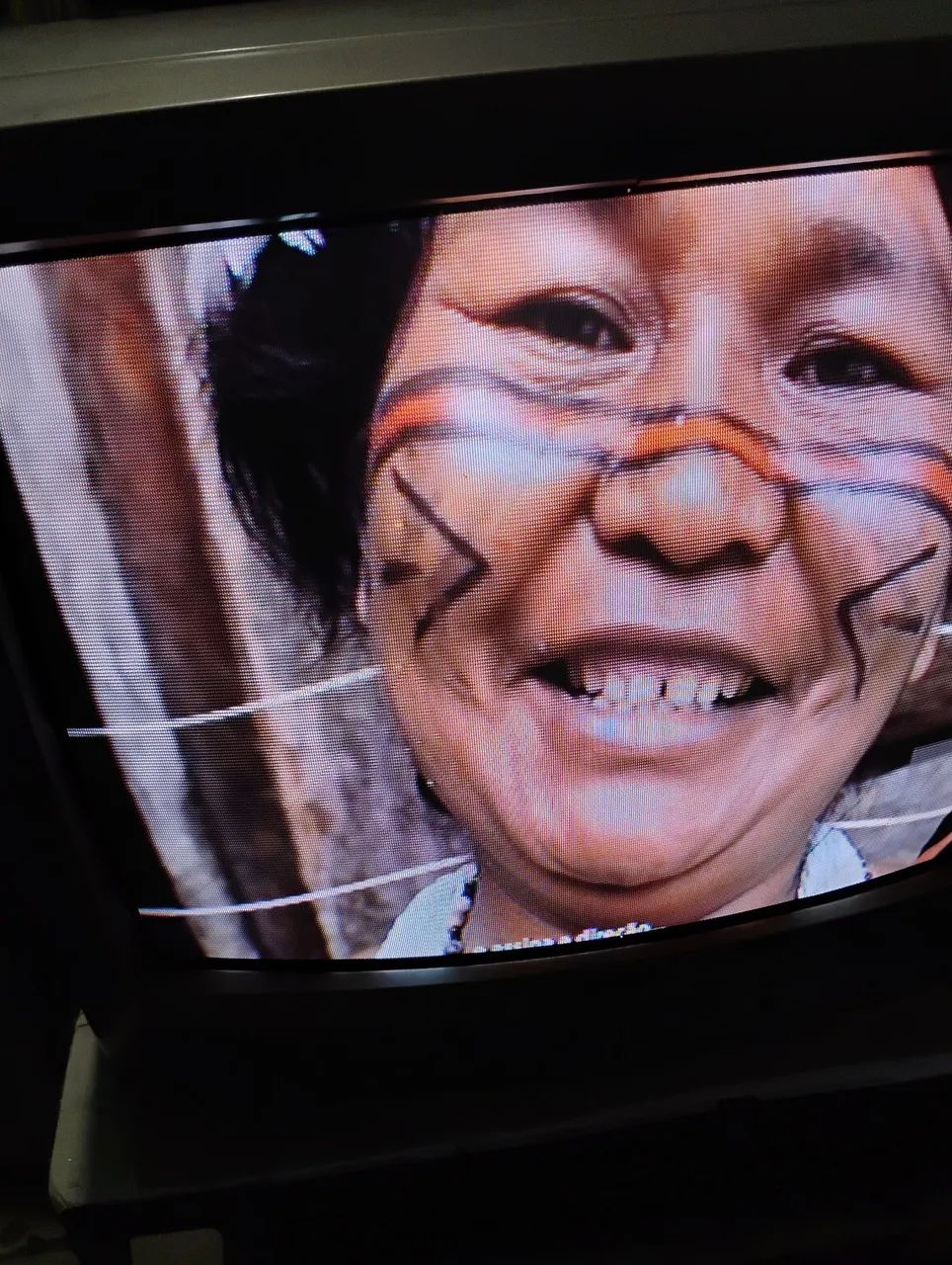 Televisão SEMP TOXIBA COM CONTROLE DE TUBO FUNCIONANDO  - Foto 3