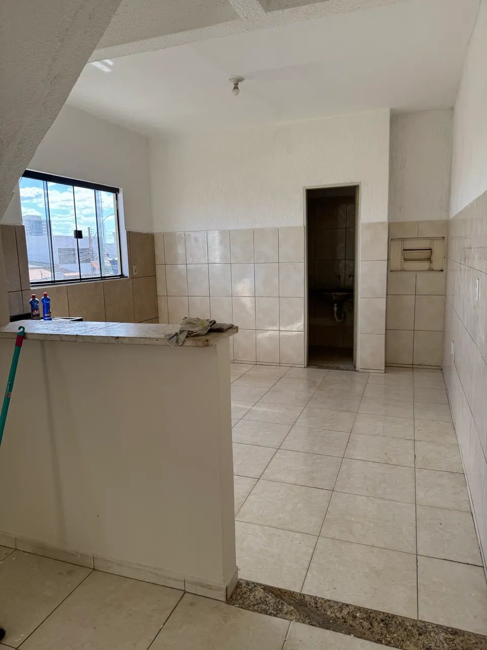 Alugo apartamento recém reformado 