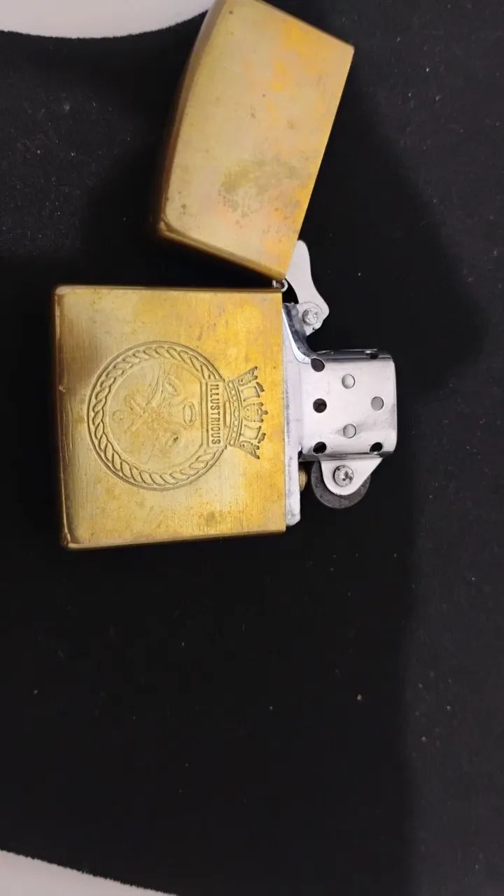 ZIPPO ILLUSTRIOUS 1994  - Foto 5
