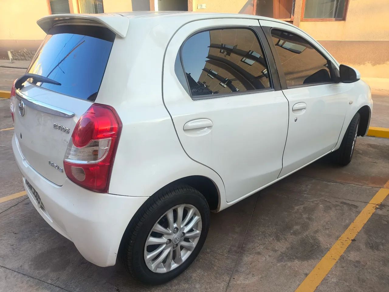 Toyota Etios XLS 1.5 16V FLEX 2014