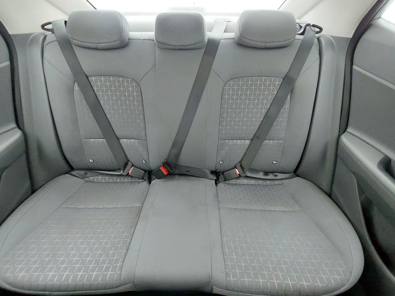 Hyundai HB20S Comfort 1.0 Flex 12V Mec., foto 18 de 18