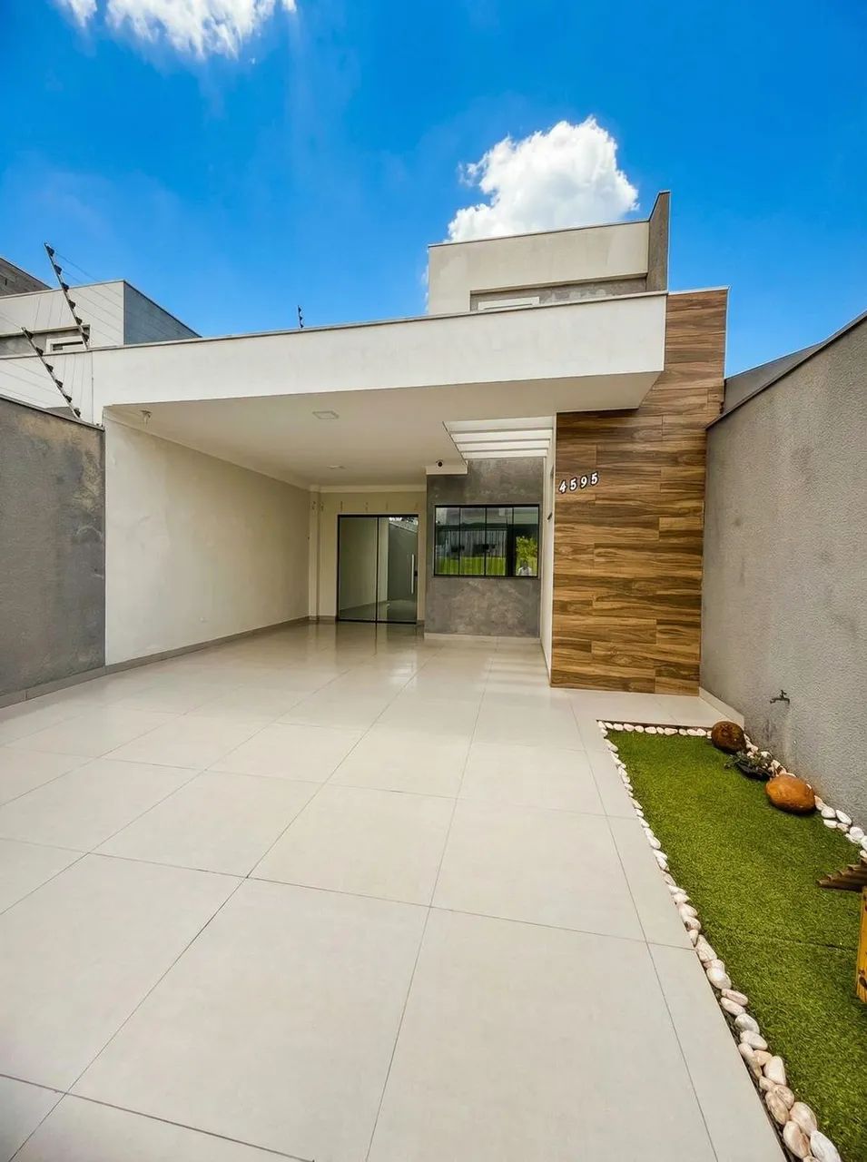 Casa à venda em Maringá, Jardim Brasil, com 3 quartos, com 111.97 m²