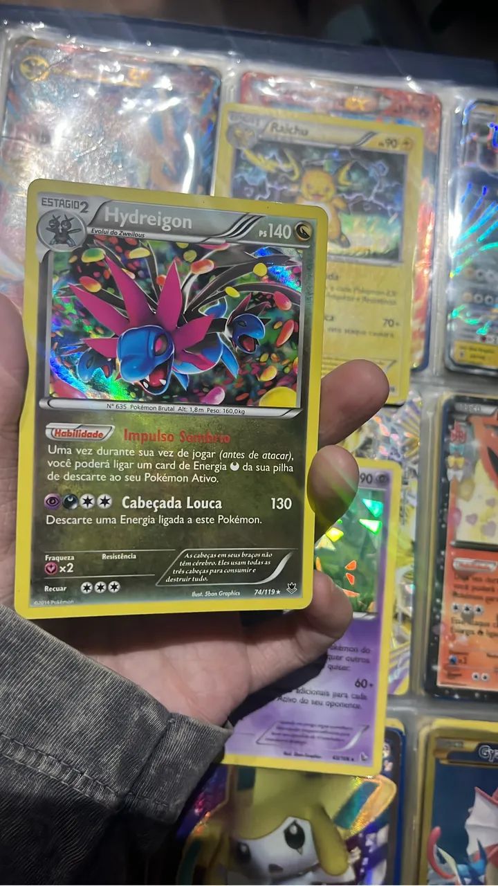 Carta Pokémon Hydreigon Evoluído 