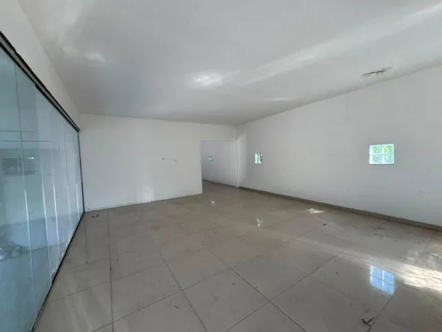 Prédio Comercial 625m² c/ 4 Salas Amplas e Poço Artesiano em Flores  - Foto 5