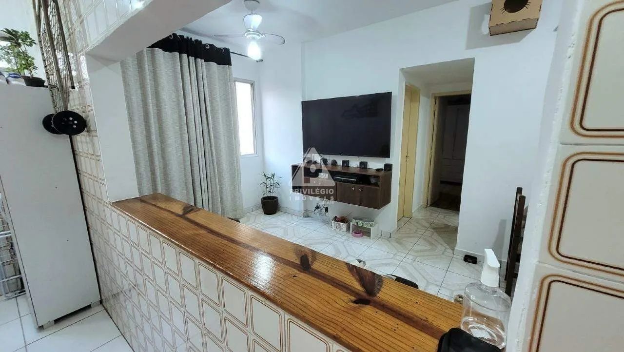 Imóvel 2 quartos no Centro com vaga de garagem - Foto 4