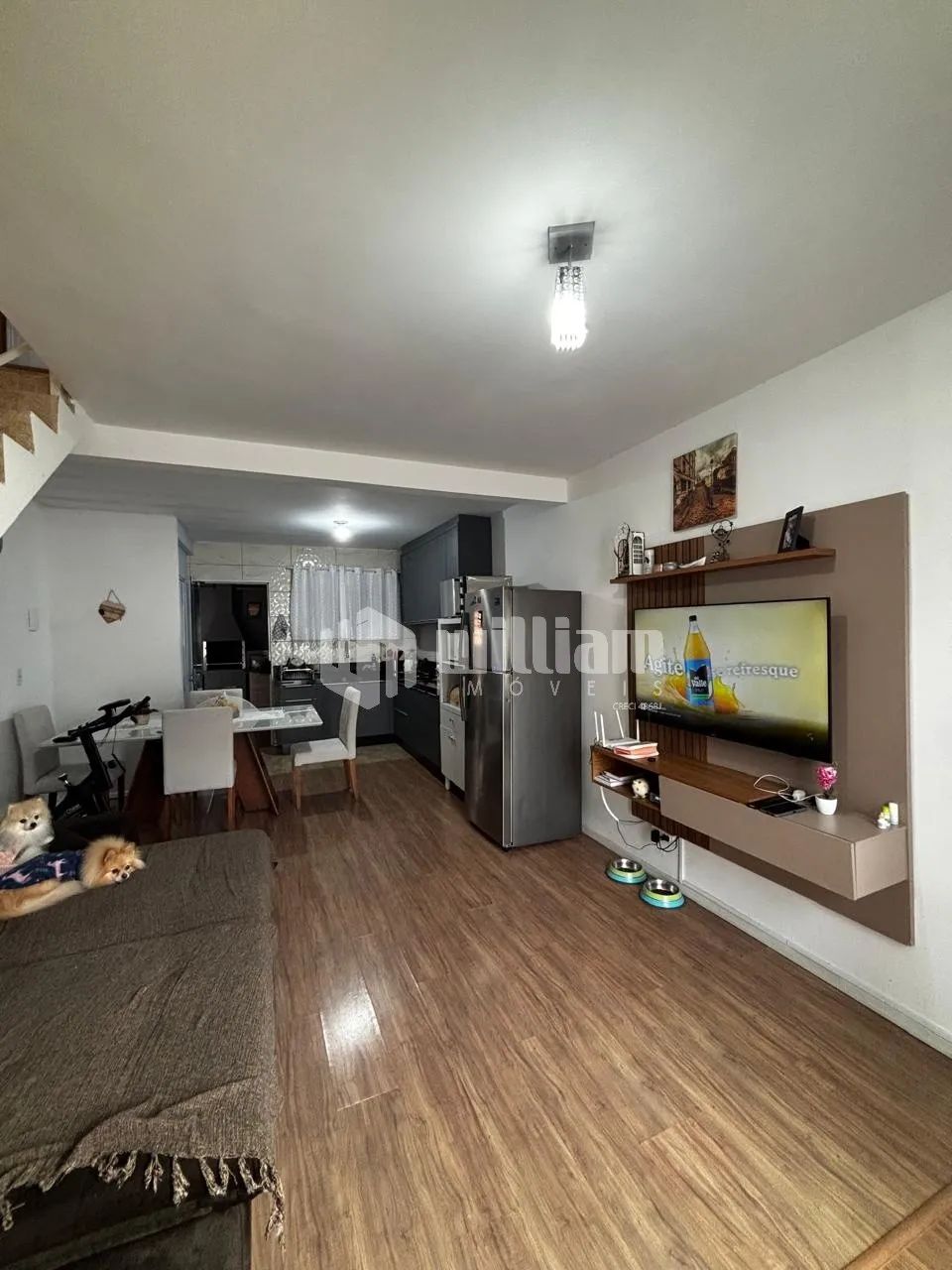 Casa com passagem lateral no Bairro Limeira - Foto 4