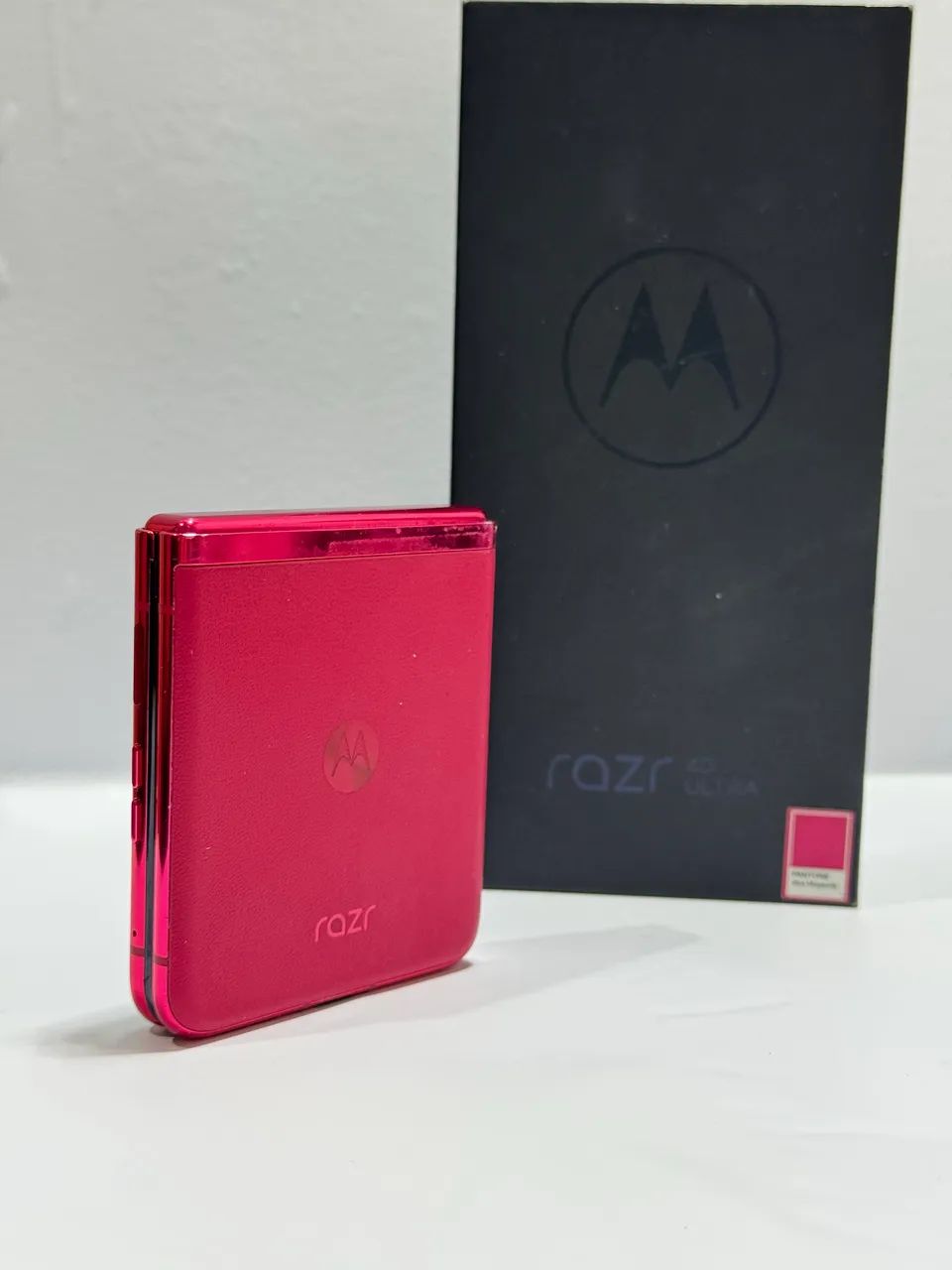 RAZR 40 ULTRA 10X sem juros 