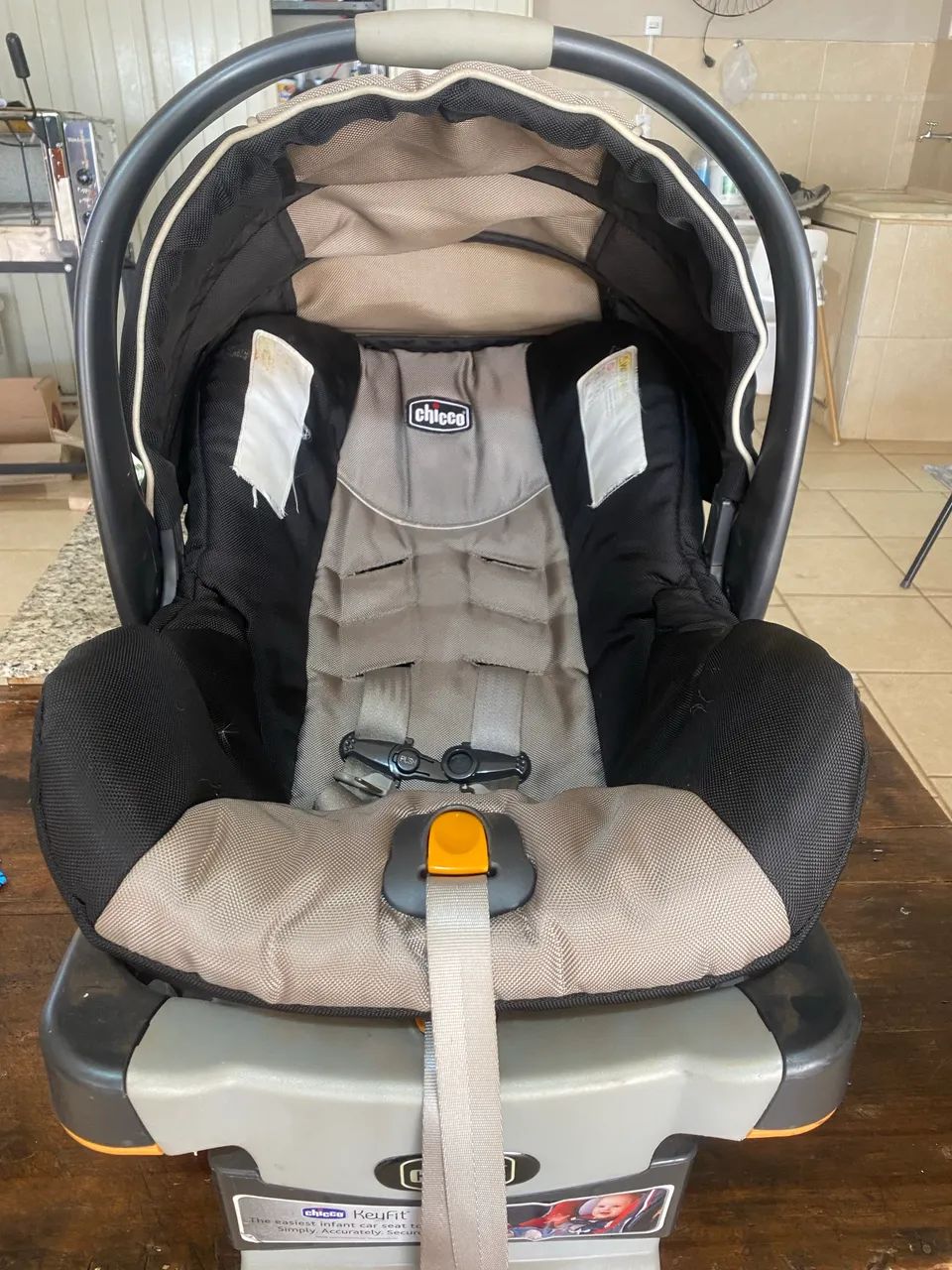 Bebê conforto Chicco com base - Foto 3