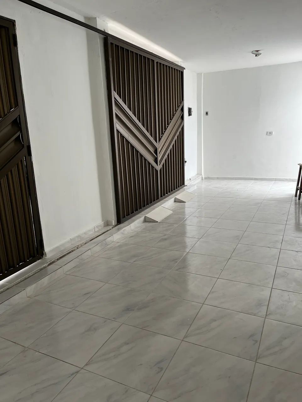 Casa com área ampla - Foto 4