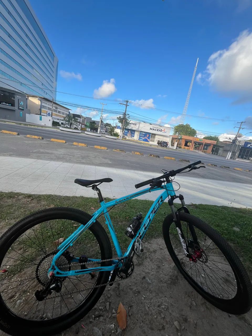 bicicleta deeper aro 29 montada  - Foto 4