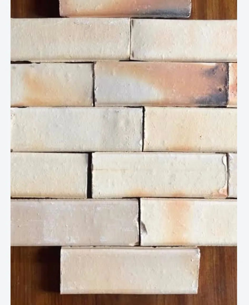 Vende se tijolos aparente e casquilho  - Foto 2