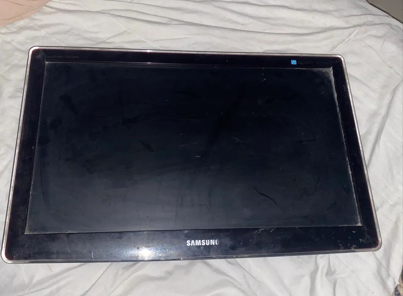 Monitor TV Samsung 24" - SyncMaster P2470HN - Foto 2