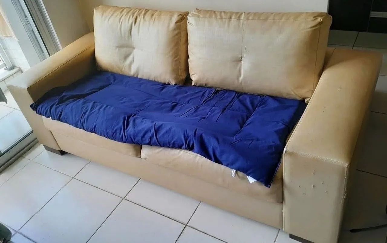 Sofá grande e super sólido + capa e futon | R$ 300 - Foto 2