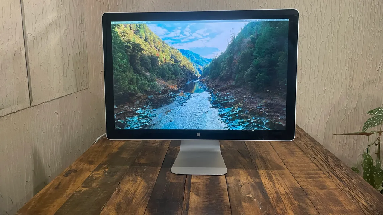Apple LED Cinema Display A1316 27インチ Monitor Apple Led Cinema Display 27p - A1316 - Monitores - Santana