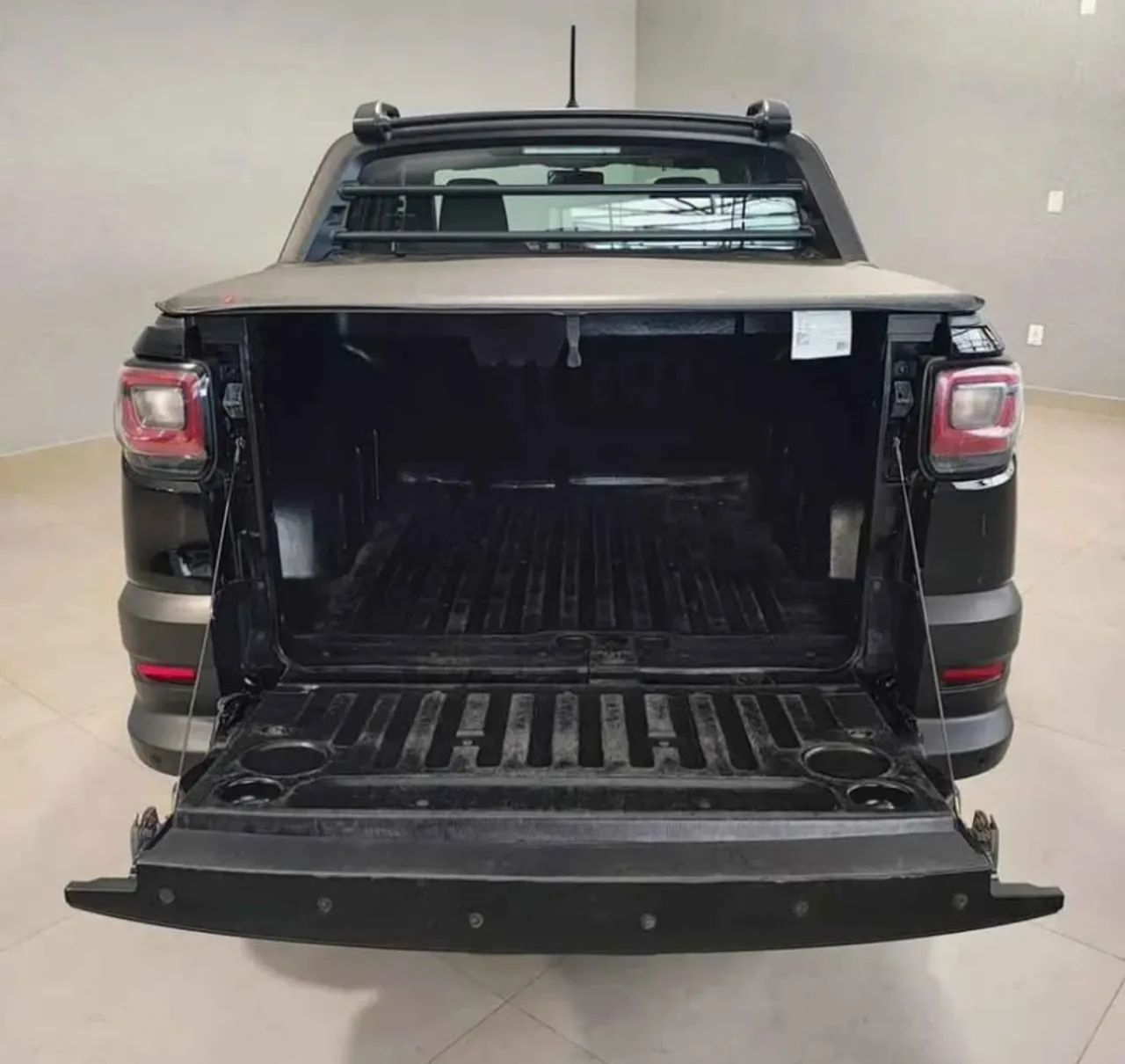 Fiat Strada Freedom 1.3 Flex 8V CD 2021 - Foto 4