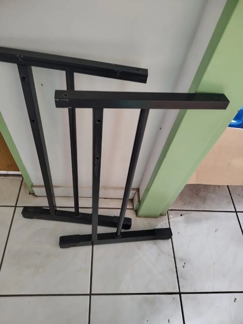  Pe para mesa escritorio usada 
