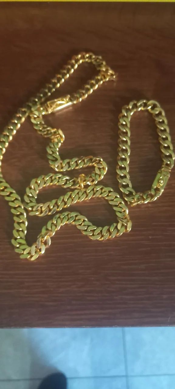 Conjunto de corrente e pulseira banhado a ouro 18k - marca Invictus - Foto 2