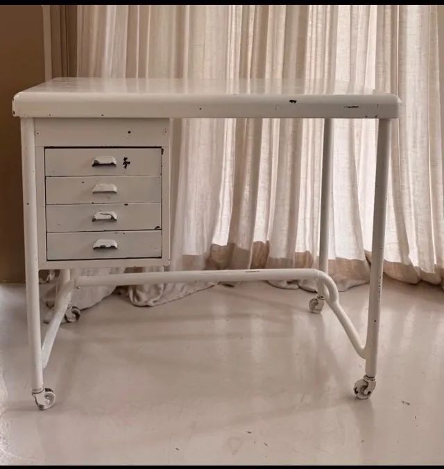 Mesa escrivaninha 