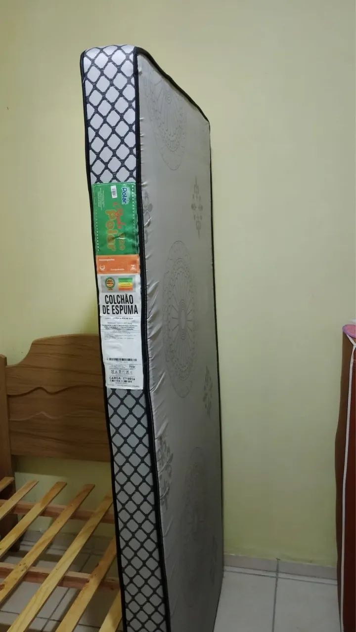 Vendo cama com colchão  - Foto 2