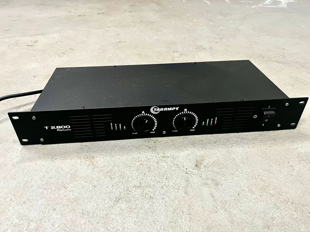 Potência | amplificador Taramps 800w RMS T2.800
