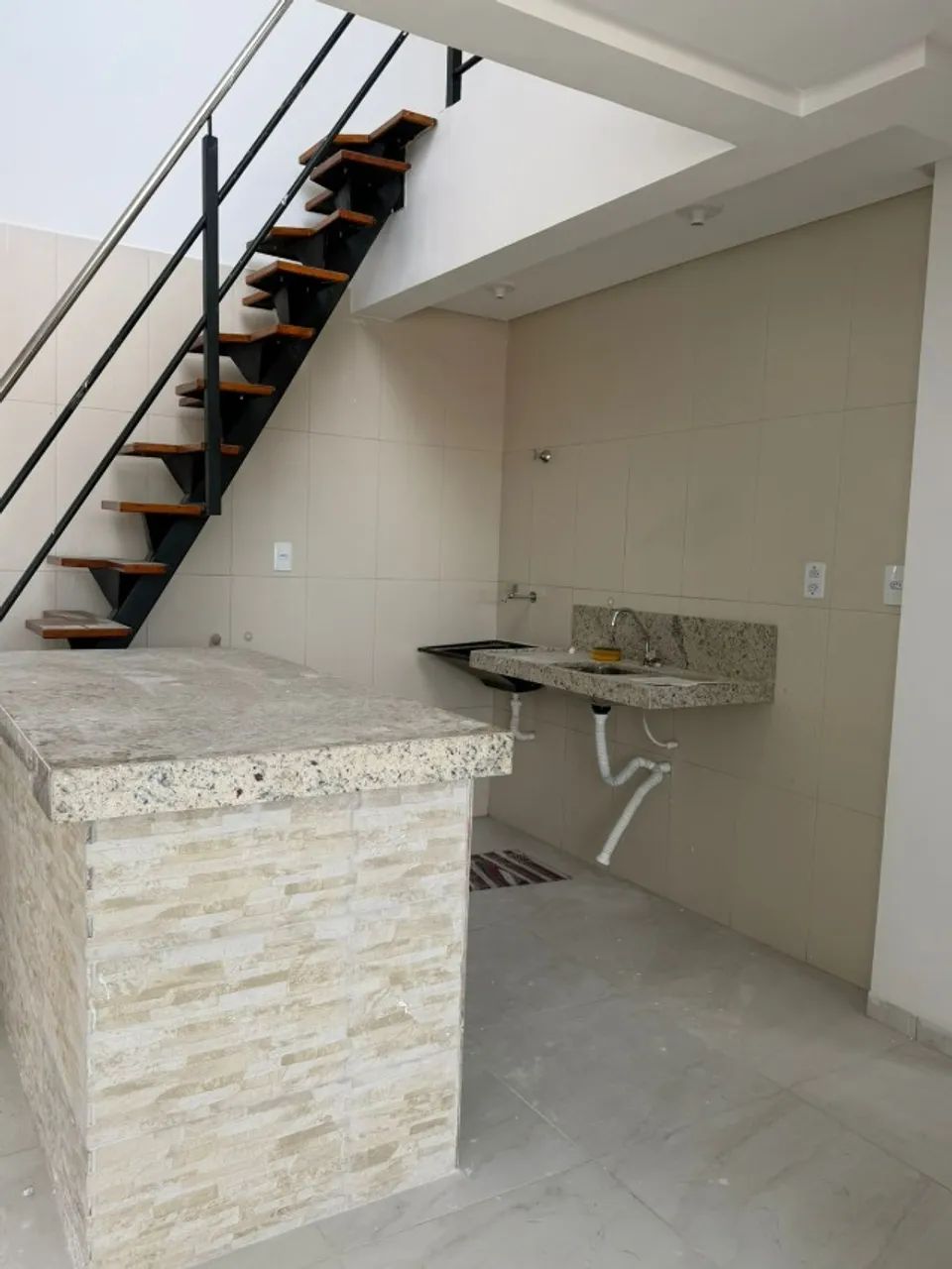 Cobertura duplex nos Bancários com 2 quartos sendo 1 suítes. - Foto 4