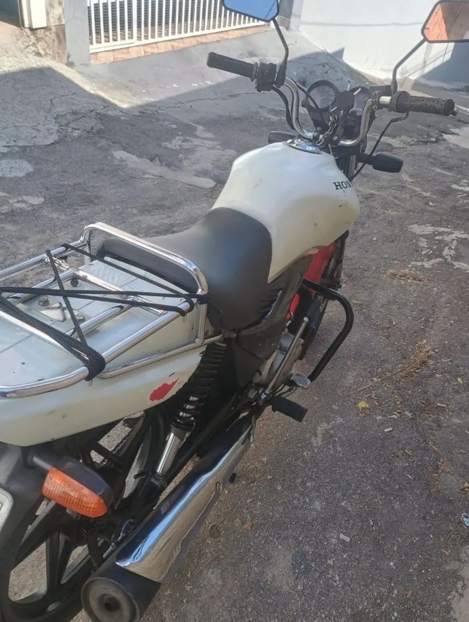 VENDE MOTO CG 