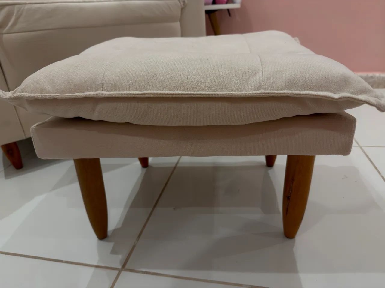 Poltrona amamentação com puff - Foto 3