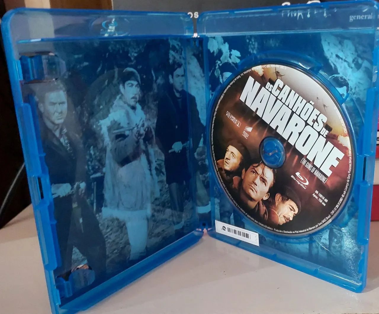 Blu- Ray Os Canhões de Navarone  - Foto 3
