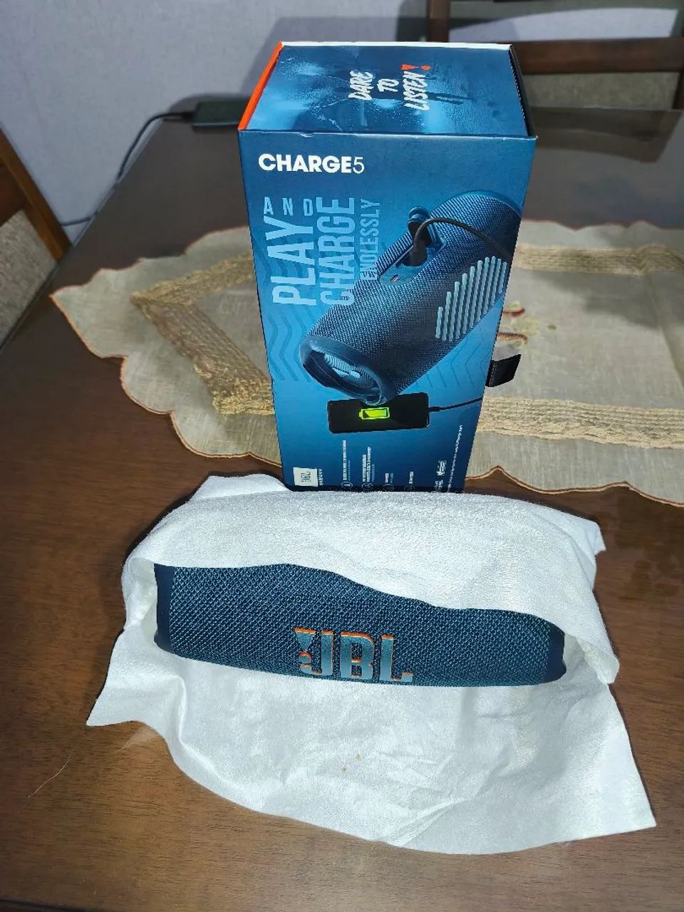Caixa de som JBL Charge 5 de Barbada  - Foto 2