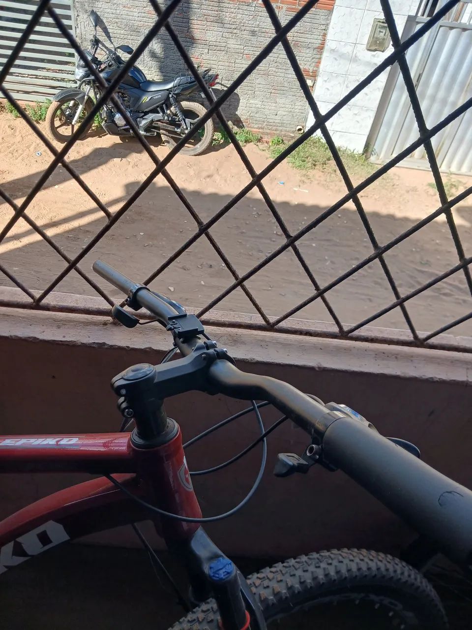 Vendo bicicleta aro 29 - Foto 3