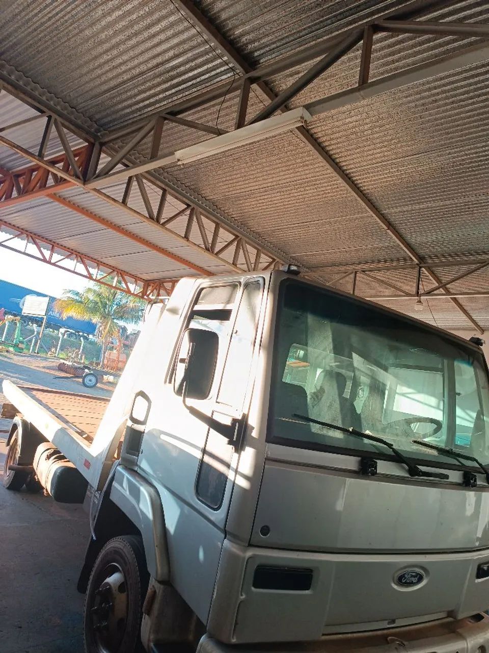 Caminhão cargo 815, ano 2002 - PRANCHA