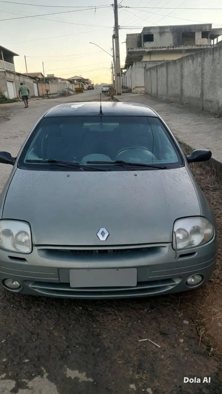 Renault Clio Clio RT/ Privil. 1.0/1.0 Hi-Power 16V 5p 2003