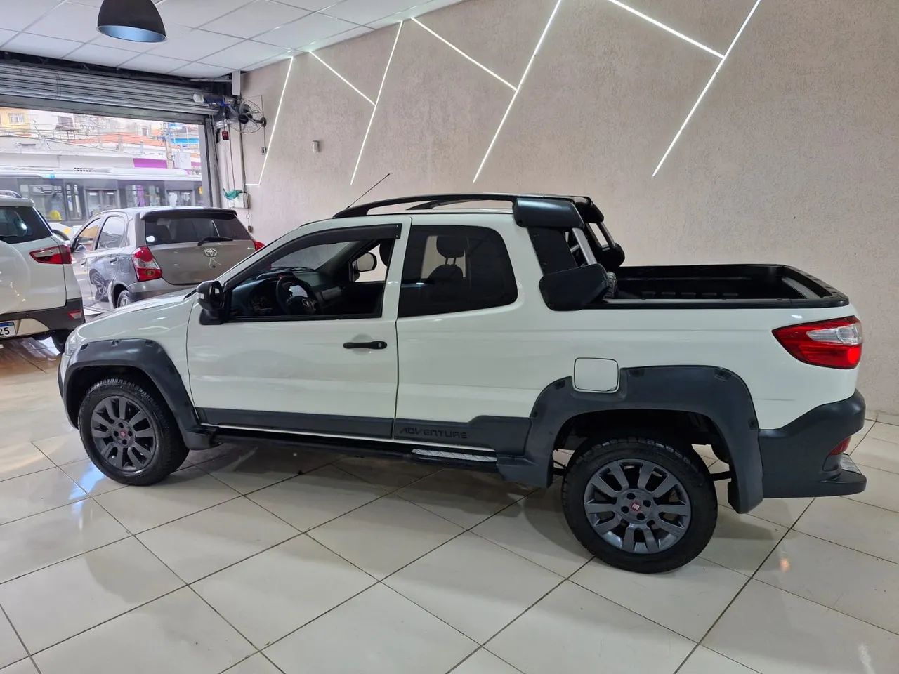 Fiat Strada Adv.1.8 16V Dualogic Flex CD 2016 - Foto 4