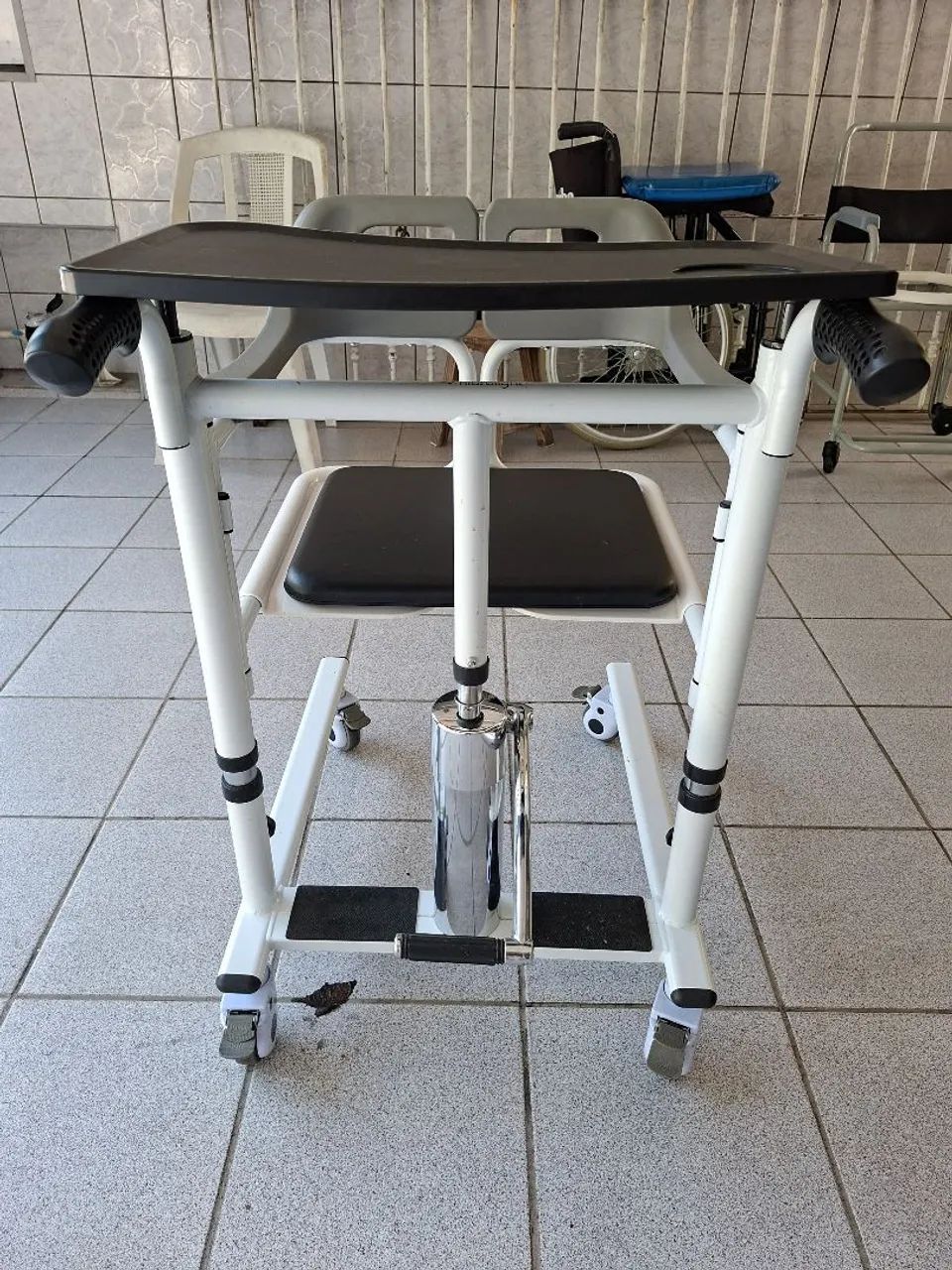 Cadeira de transferência hidráulica - Foto 5
