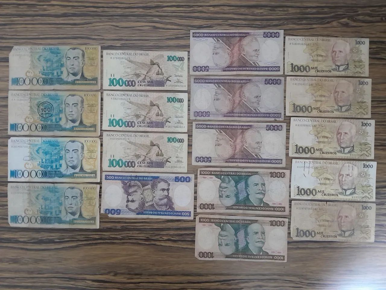 Notas de dinheiro antigas - Foto 3