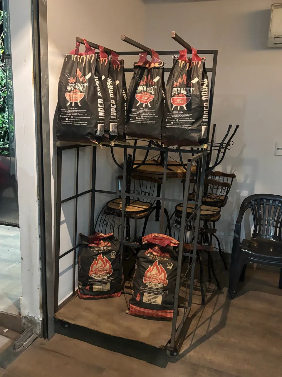     Itens de Mercearia Usados em Excelente Estado - Foto 2