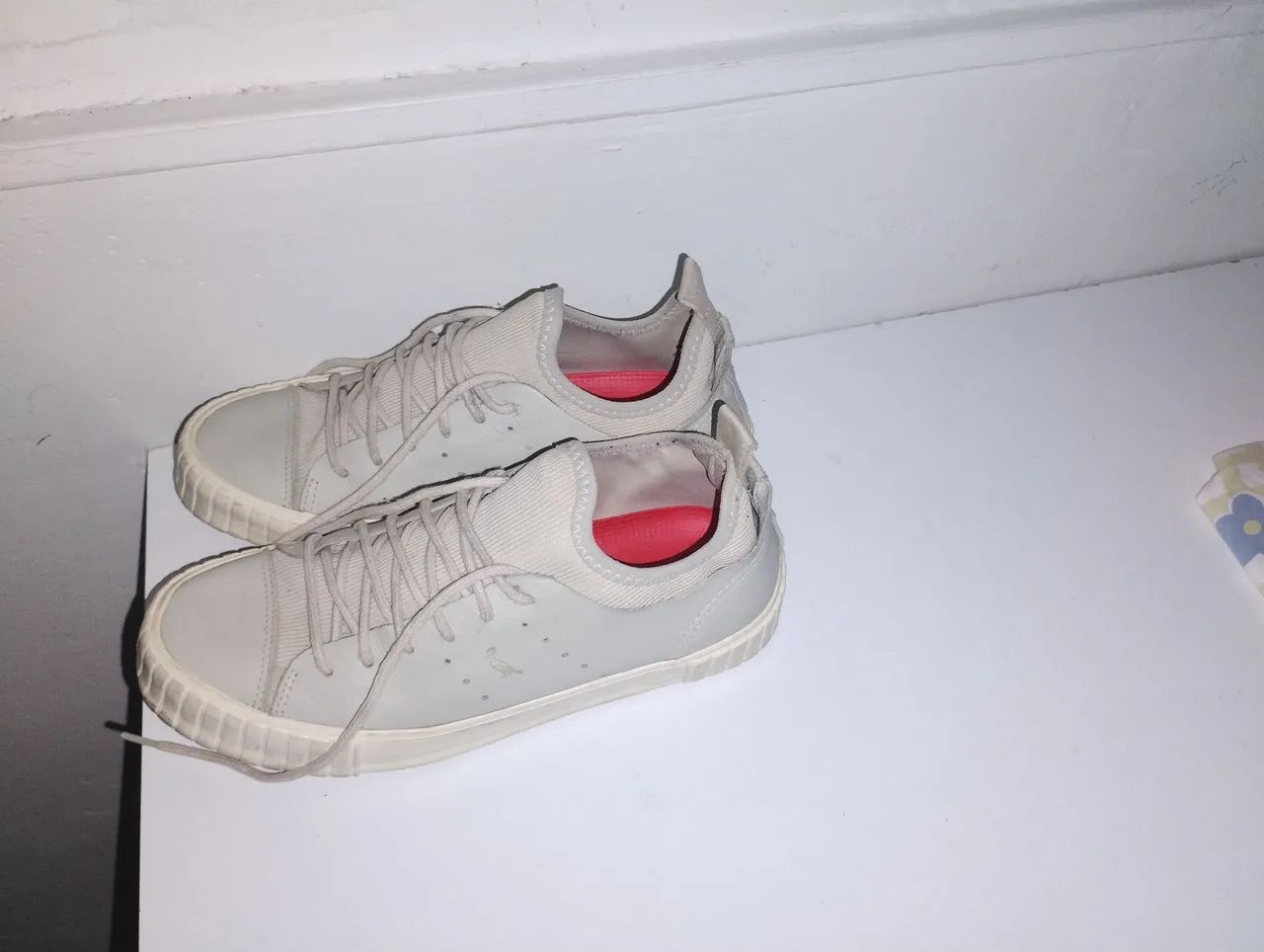 Tênis reserva astral em couro Off White - Foto 2