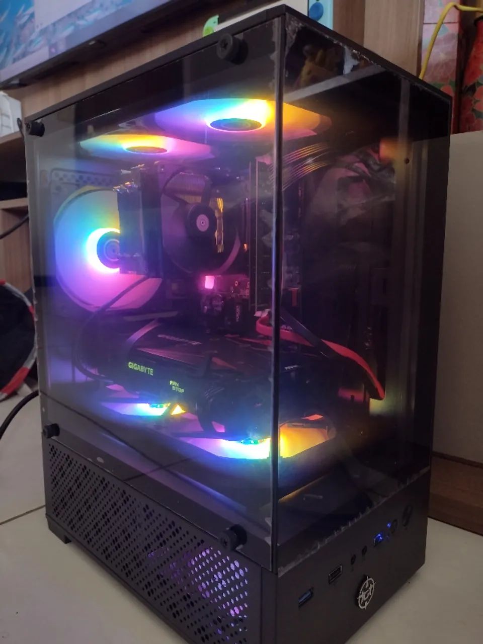 PC Gamer (Placa de Vídeo, SSD, 16GB RAM)