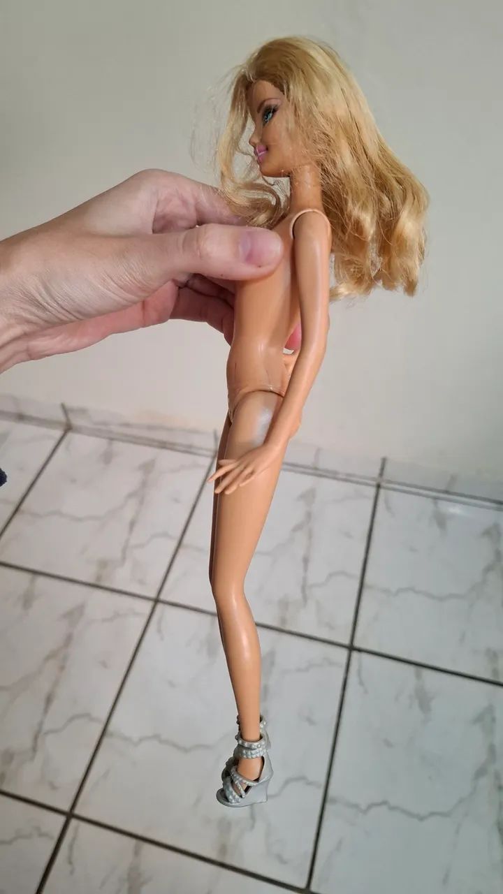 Barbie 1999 (acompanha apenas sapato) - Foto 2