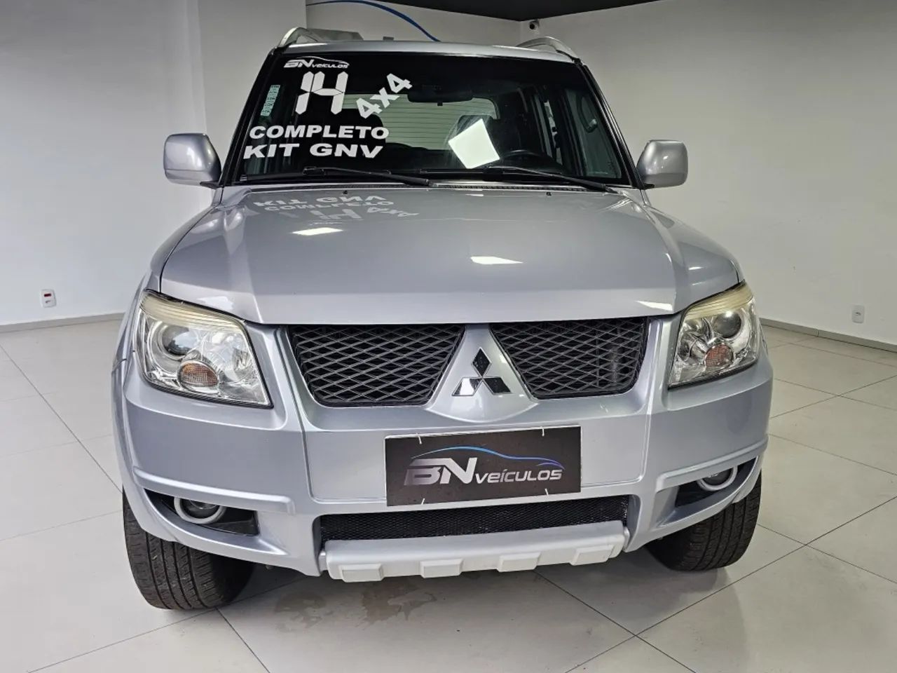 Mitsubishi Pajero 2014