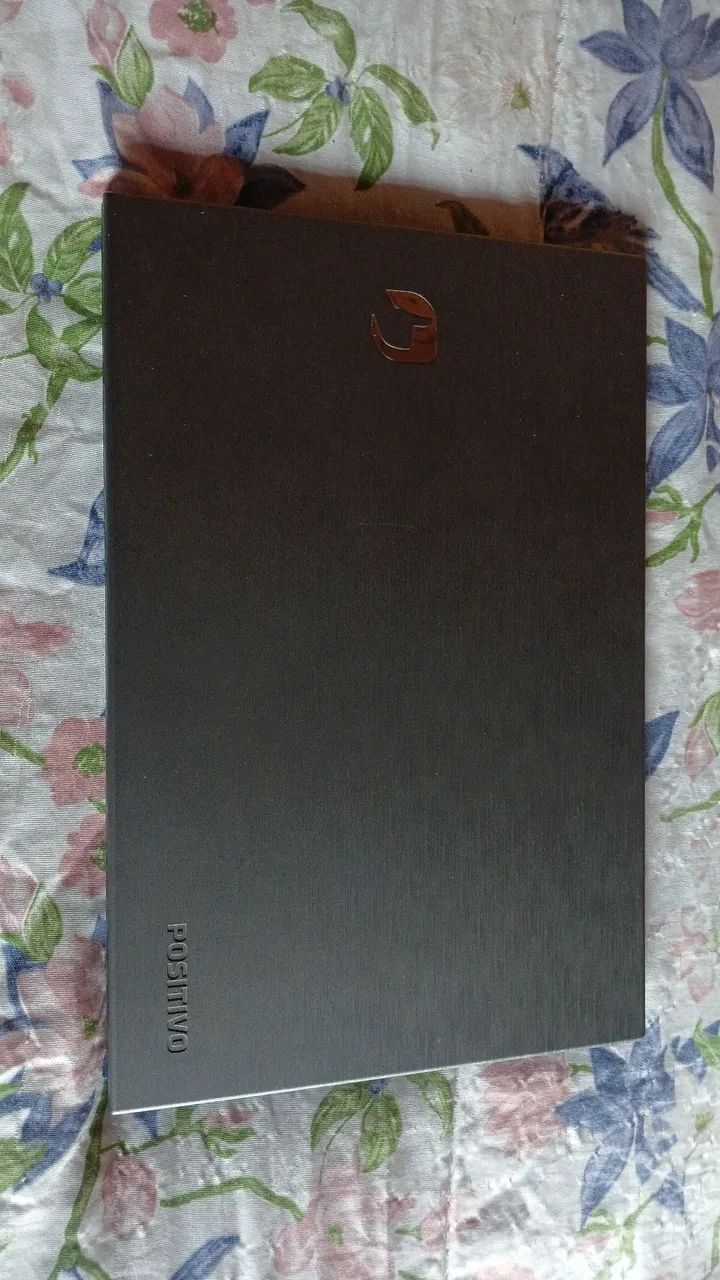 Vendo notebook semi novo 